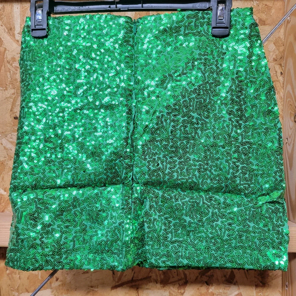 Tipsy Elves NWT Green Sequin Mini Skirt Womans Sizes Small‎ & 1X
